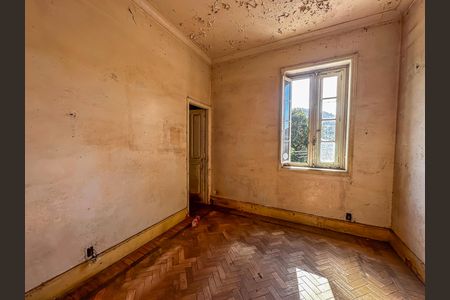 Casa à venda com 3 quartos, 150m² em Cosme Velho, Rio de Janeiro