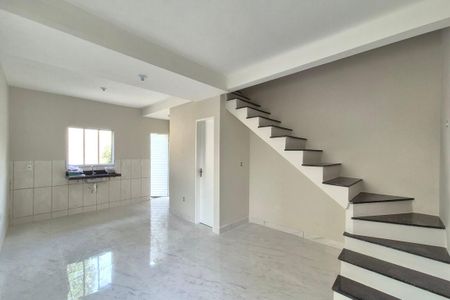 Sala de casa de condomínio à venda com 2 quartos, 63m² em Cidade Satélite Íris, Campinas