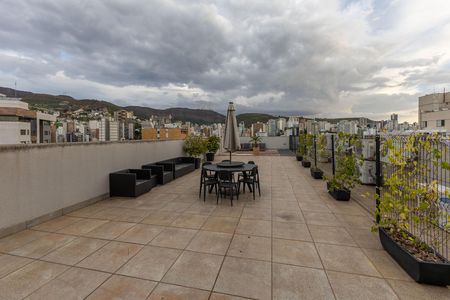 Studio à venda com 45m², 1 quarto e 1 vaga Studio à venda com 45m², 1 quarto e 1 vagaÁrea comum - Área Gourmet