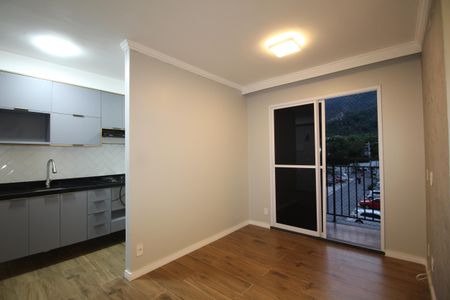 Apartamento para alugar com 46m², 2 quartos e 1 vagaSala