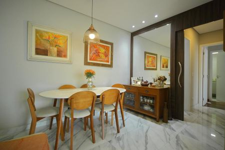 Apartamento à venda com 72m², 2 quartos e 2 vagasSala