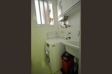 Apartamento à venda com 72m², 2 quartos e 2 vagasÁrea de Serviço