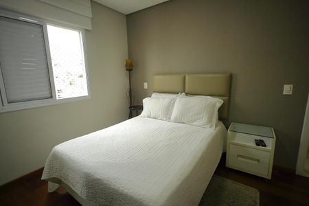 Apartamento à venda com 72m², 2 quartos e 2 vagasSuíte 