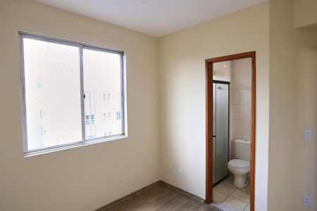 Apartamento para alugar com 80m², 3 quartos e 2 vagas Apartamento para alugar com 80m², 3 quartos e 2 vagasSuíte