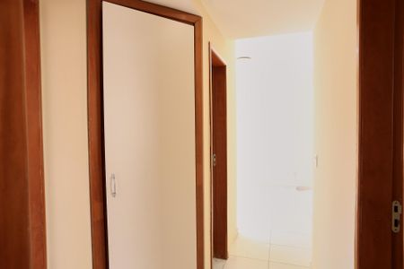 Apartamento para alugar com 80m², 3 quartos e 2 vagas Apartamento para alugar com 80m², 3 quartos e 2 vagasCorredor