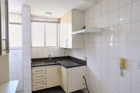 Apartamento para alugar com 80m², 3 quartos e 2 vagas Apartamento para alugar com 80m², 3 quartos e 2 vagasCozinha e Área de Serviço