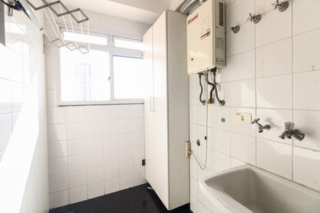Área de Serviço de apartamento à venda com 3 quartos, 80m² em Vila Carrão, São Paulo