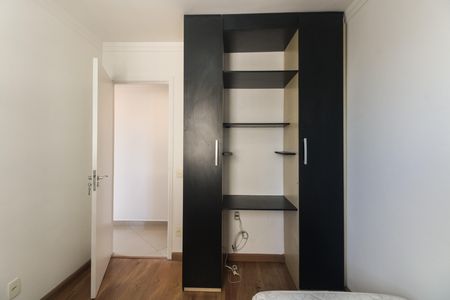 Apartamento à venda com 80m², 3 quartos e 2 vagas Apartamento à venda com 80m², 3 quartos e 2 vagasQuarto 1