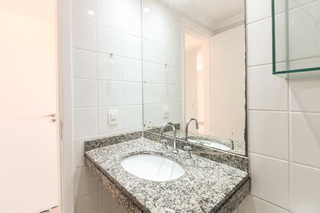 Apartamento à venda com 80m², 3 quartos e 2 vagas Apartamento à venda com 80m², 3 quartos e 2 vagasBanheiro Social