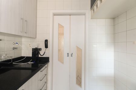 Apartamento à venda com 80m², 3 quartos e 2 vagas Apartamento à venda com 80m², 3 quartos e 2 vagasCozinha
