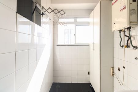 Apartamento à venda com 80m², 3 quartos e 2 vagas Apartamento à venda com 80m², 3 quartos e 2 vagasÁrea de Serviço