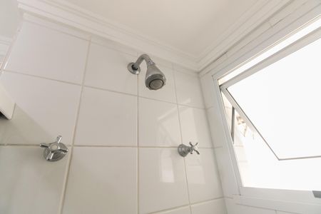 Banheiro Social de apartamento à venda com 3 quartos, 80m² em Vila Carrão, São Paulo