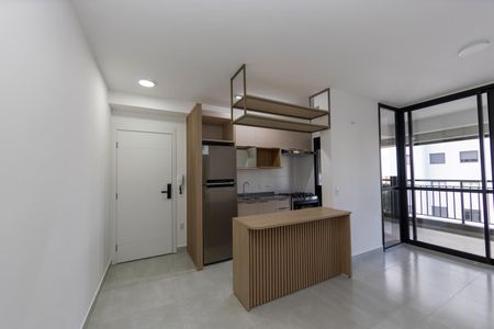 Sala_Cozinha de apartamento para alugar com 2 quartos, 63m² em Alphaville Empresarial, Barueri