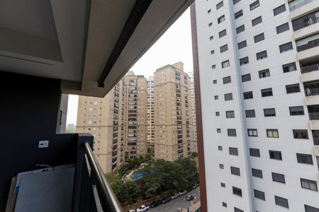 Varanda de apartamento para alugar com 2 quartos, 63m² em Alphaville Empresarial, Barueri