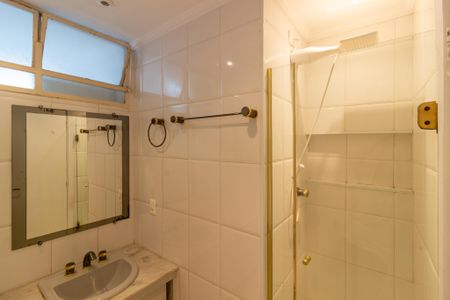 Apartamento à venda com 69m², 2 quartos e 1 vagaBanheiro social