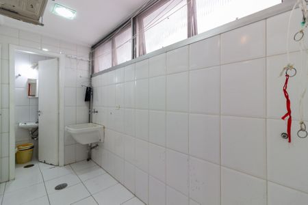 Apartamento à venda com 69m², 2 quartos e 1 vagaÁrea de Serviço