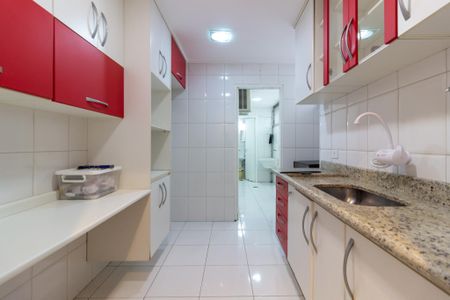 Apartamento à venda com 69m², 2 quartos e 1 vagaCozinha