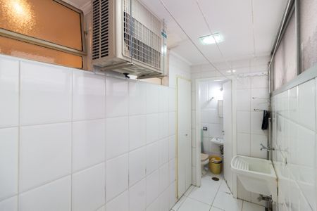Apartamento à venda com 69m², 2 quartos e 1 vagaÁrea de Serviço