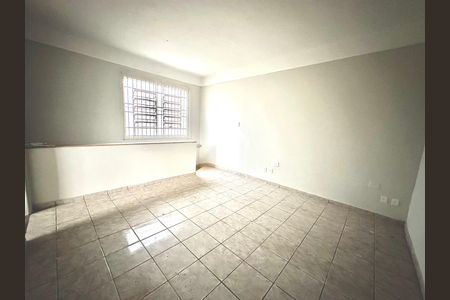 Sala de casa para alugar com 2 quartos, 74m² em Centro, São Vicente