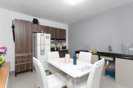 Casa à venda com 150m², 1 quarto e 3 vagasCozinha    