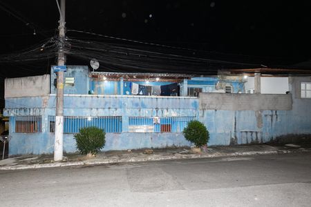 Casa à venda com 150m², 1 quarto e 3 vagasFachada 