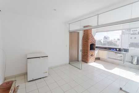 Apartamento à venda com 150m², 4 quartos e 2 vagas Apartamento à venda com 150m², 4 quartos e 2 vagasCobertura Gourmet