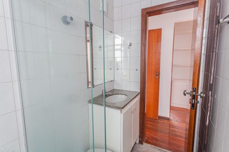 Apartamento à venda com 150m², 4 quartos e 2 vagas Apartamento à venda com 150m², 4 quartos e 2 vagasBanheiro Social