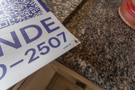 Apartamento à venda com 150m², 4 quartos e 2 vagas Apartamento à venda com 150m², 4 quartos e 2 vagasPlaquinha Instalada