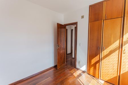 Apartamento à venda com 150m², 4 quartos e 2 vagas Apartamento à venda com 150m², 4 quartos e 2 vagasQuarto 2