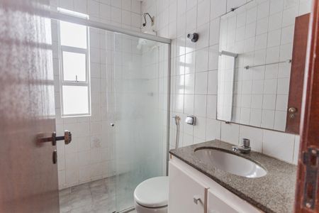 Apartamento à venda com 150m², 4 quartos e 2 vagas Apartamento à venda com 150m², 4 quartos e 2 vagasBanheiro Social