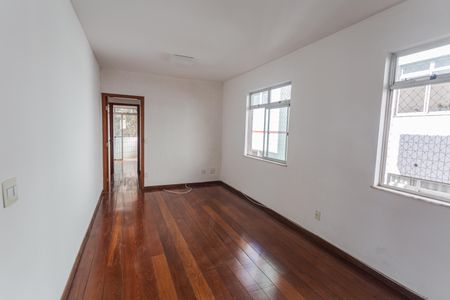 Sala de apartamento à venda com 4 quartos, 150m² em Sagrada Família, Belo Horizonte