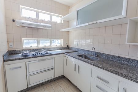 Apartamento à venda com 150m², 4 quartos e 2 vagas Apartamento à venda com 150m², 4 quartos e 2 vagasCozinha