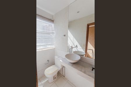 Apartamento à venda com 150m², 4 quartos e 2 vagas Apartamento à venda com 150m², 4 quartos e 2 vagasLavabo na Cobertura