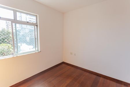 Apartamento à venda com 150m², 4 quartos e 2 vagas Apartamento à venda com 150m², 4 quartos e 2 vagasQuarto 2