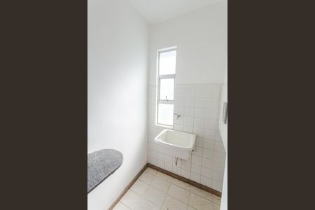 Apartamento à venda com 150m², 4 quartos e 2 vagas Apartamento à venda com 150m², 4 quartos e 2 vagasÁrea de Serviço