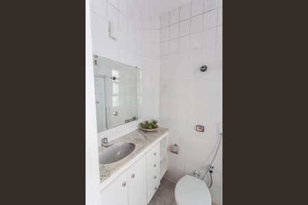 Apartamento à venda com 150m², 4 quartos e 2 vagas Apartamento à venda com 150m², 4 quartos e 2 vagasBanheiro da Suíte