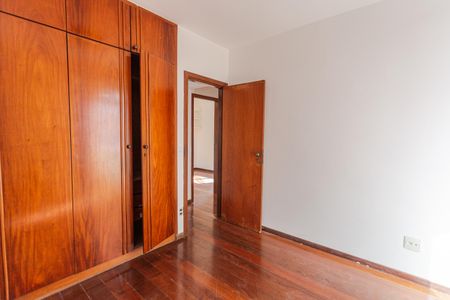 Apartamento à venda com 150m², 4 quartos e 2 vagas Apartamento à venda com 150m², 4 quartos e 2 vagasSuíte