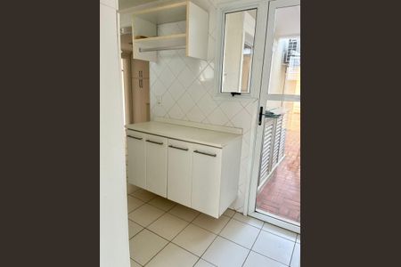 Casa de condomínio para alugar com 185m², 4 quartos e 3 vagas Casa de condomínio para alugar com 185m², 4 quartos e 3 vagasCozinha