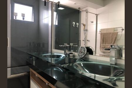 Apartamento à venda com 213m², 3 quartos e 3 vagasFoto 31