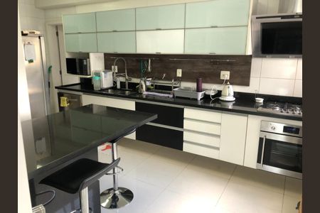 Apartamento à venda com 213m², 3 quartos e 3 vagasFoto 07