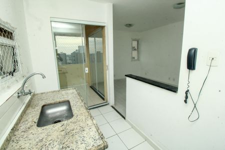 Apartamento à venda com 55m², 2 quartos e 1 vaga Apartamento à venda com 55m², 2 quartos e 1 vagaCozinha