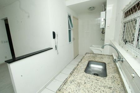 Apartamento à venda com 55m², 2 quartos e 1 vaga Apartamento à venda com 55m², 2 quartos e 1 vagaCozinha