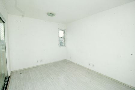 Sala de apartamento para alugar com 2 quartos, 55m² em Vila Eldizia, Santo André