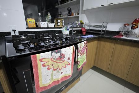 Casa à venda com 150m², 2 quartos e 2 vagas Casa à venda com 150m², 2 quartos e 2 vagasCozinha