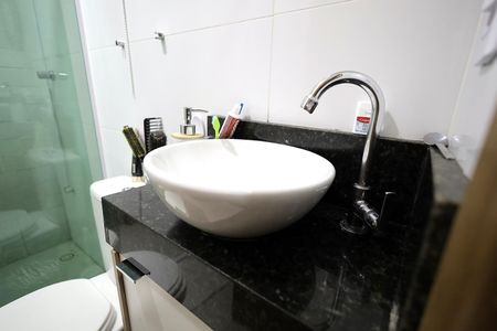 Casa à venda com 150m², 2 quartos e 2 vagas Casa à venda com 150m², 2 quartos e 2 vagasBanheiro Suíte
