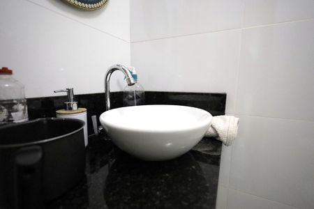 Casa à venda com 150m², 2 quartos e 2 vagas Casa à venda com 150m², 2 quartos e 2 vagasBanheiro