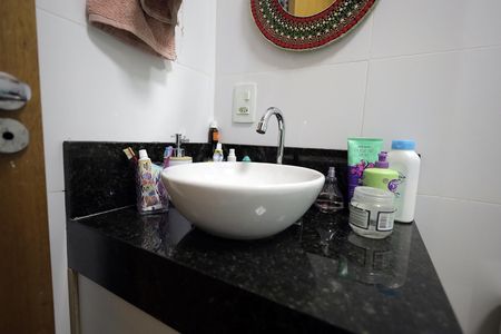 Casa à venda com 150m², 2 quartos e 2 vagas Casa à venda com 150m², 2 quartos e 2 vagasBanheiro Suíte 2