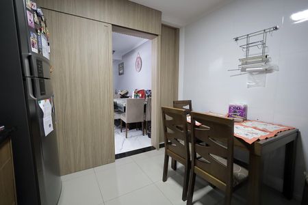 Casa à venda com 150m², 2 quartos e 2 vagas Casa à venda com 150m², 2 quartos e 2 vagasCozinha