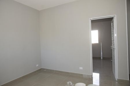 Cozinha de apartamento para alugar com 1 quarto, 50m² em Jardim Santo Eduardo, Embu das Artes