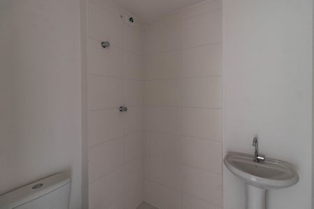 Apartamento à venda com 38m², 2 quartos e sem vaga Apartamento à venda com 38m², 2 quartos e sem vagaBanheiro